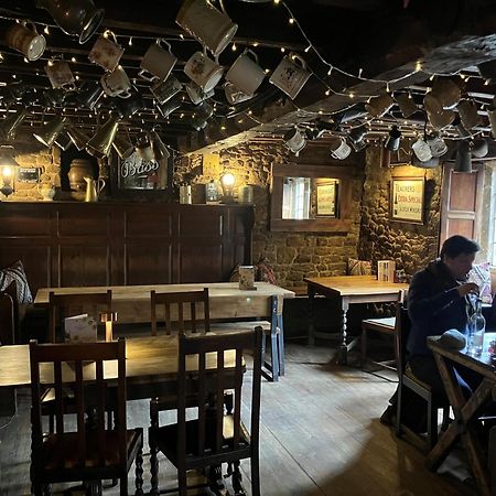 The Falkland Arms Chipping Norton Εξωτερικό φωτογραφία