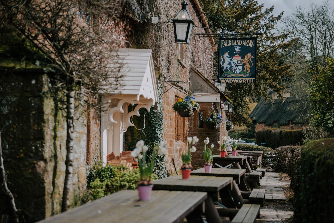 The Falkland Arms Chipping Norton Εξωτερικό φωτογραφία